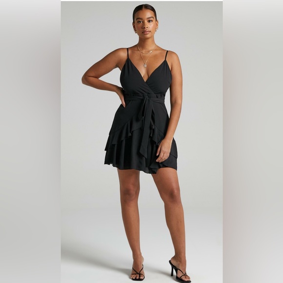Showpo. Dresses & Skirts - Feels like love dress